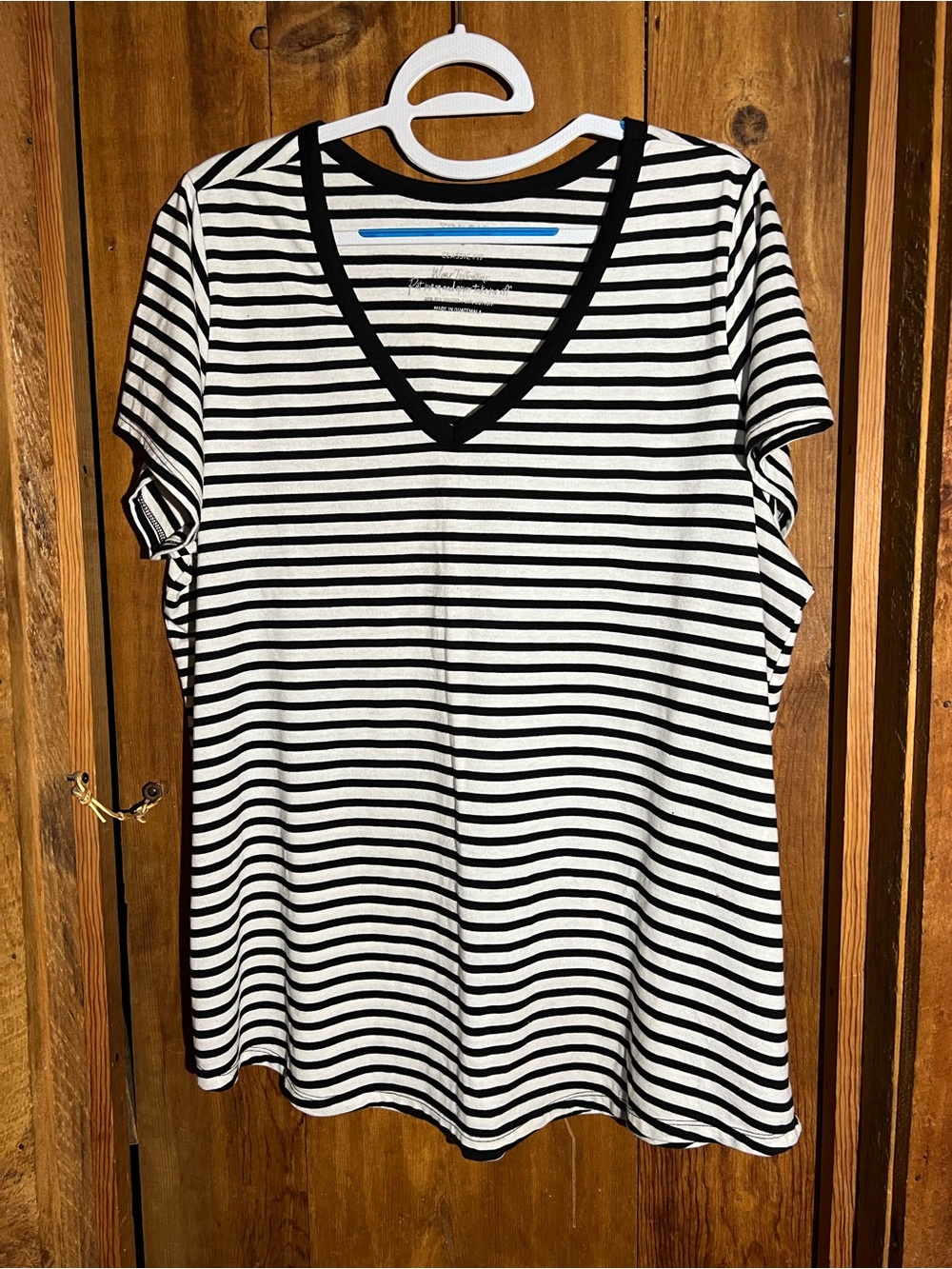 torrid Black and White Striped V-Neck Short Sleeve Tee